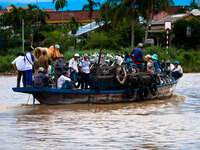 overloaded river boat Hoi An, My Son, South East Asia, Vietnam, Asia