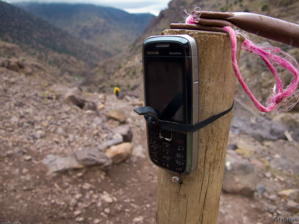 cell phone in toubkal